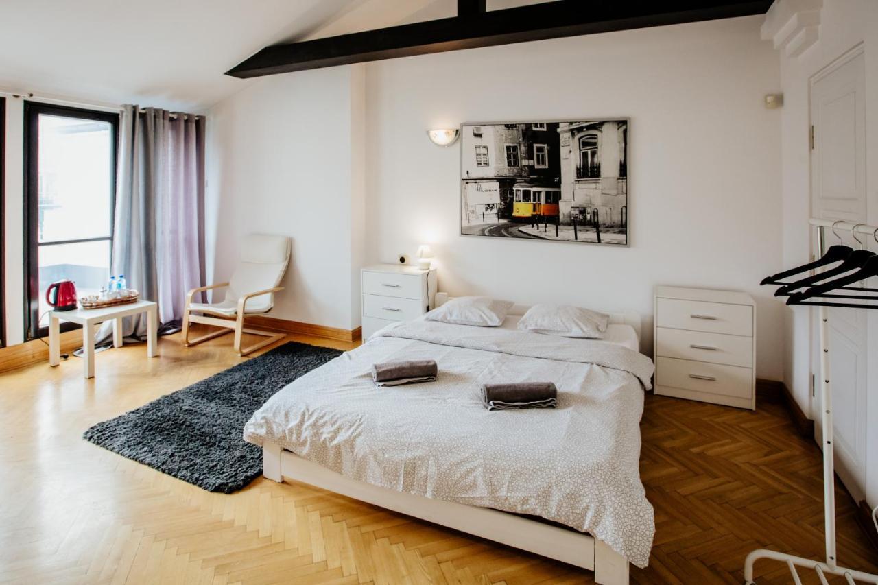 Homestay Wood Stara Ochota Warsaw